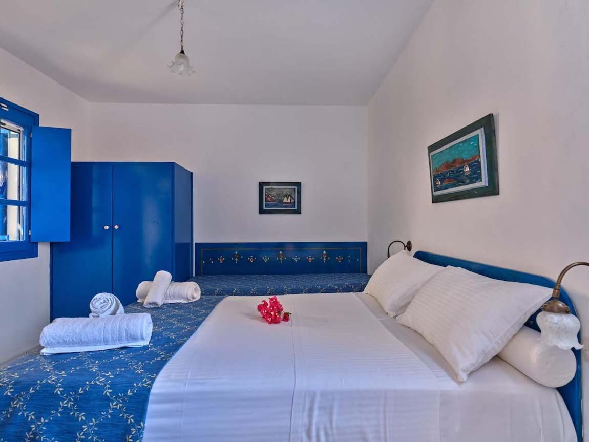 Blue Dolphin Antiparos Villas And Suites Agios Georgios  Zewnętrze zdjęcie
