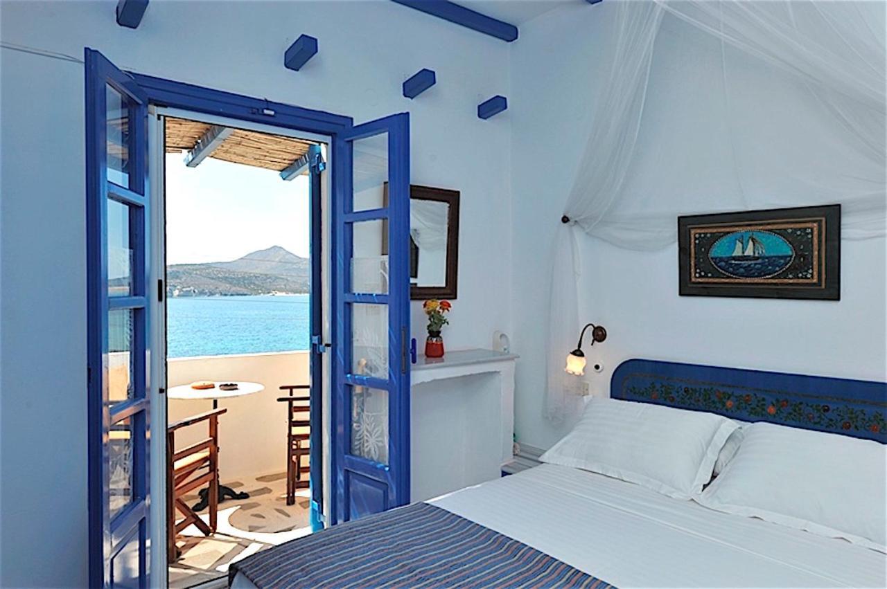 Blue Dolphin Antiparos Villas And Suites Agios Georgios  Zewnętrze zdjęcie