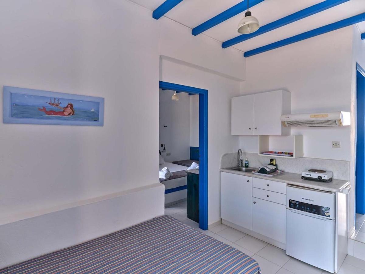 Blue Dolphin Antiparos Villas And Suites Agios Georgios  Zewnętrze zdjęcie