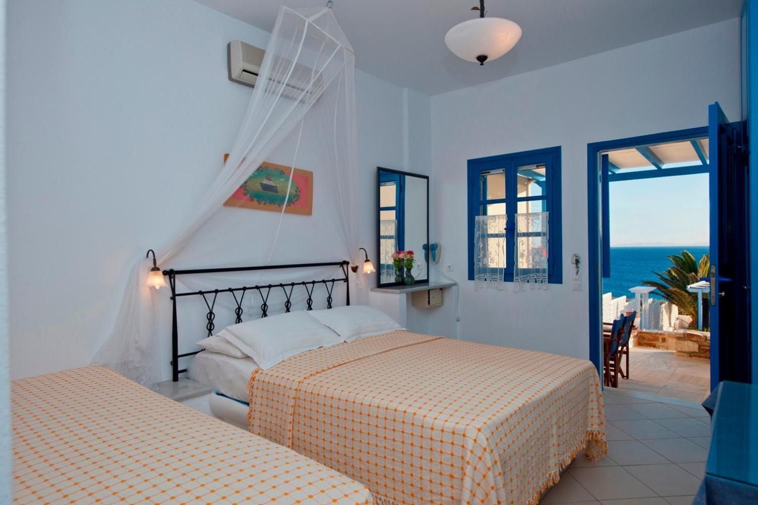 Blue Dolphin Antiparos Villas And Suites Agios Georgios  Zewnętrze zdjęcie