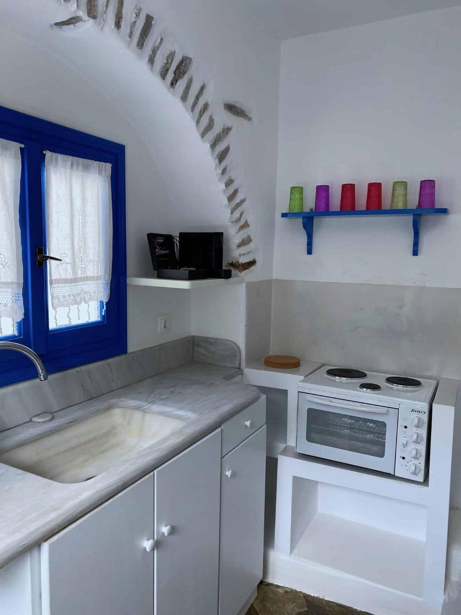 Blue Dolphin Antiparos Villas And Suites Agios Georgios  Zewnętrze zdjęcie