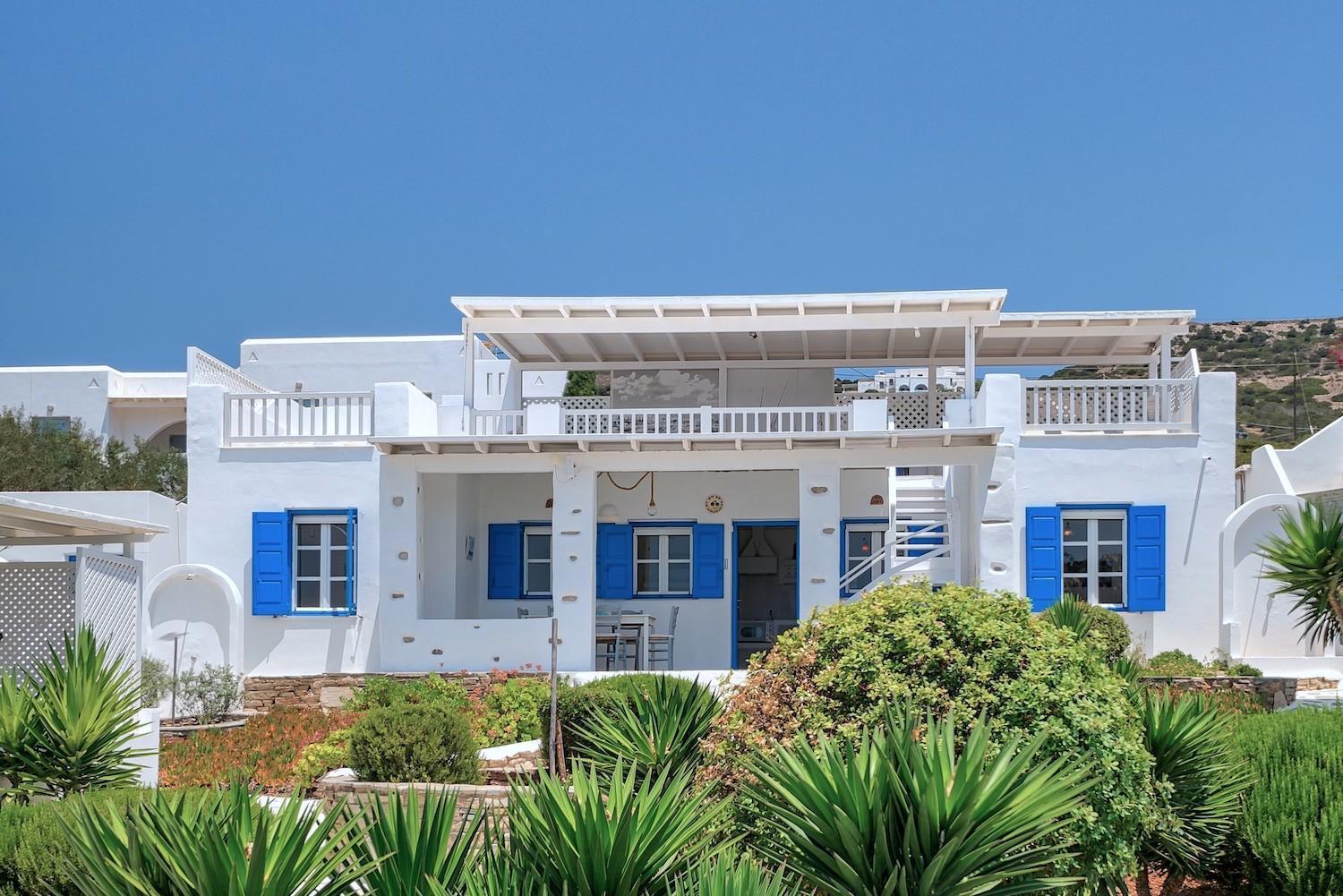 Blue Dolphin Antiparos Villas And Suites Agios Georgios  Zewnętrze zdjęcie