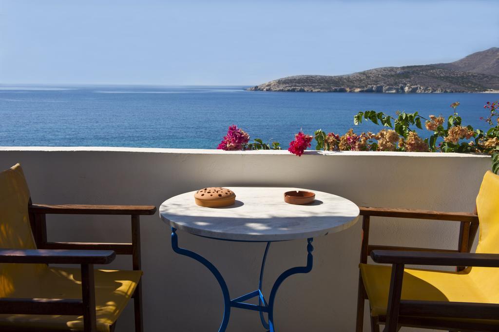 Blue Dolphin Antiparos Villas And Suites Agios Georgios  Zewnętrze zdjęcie