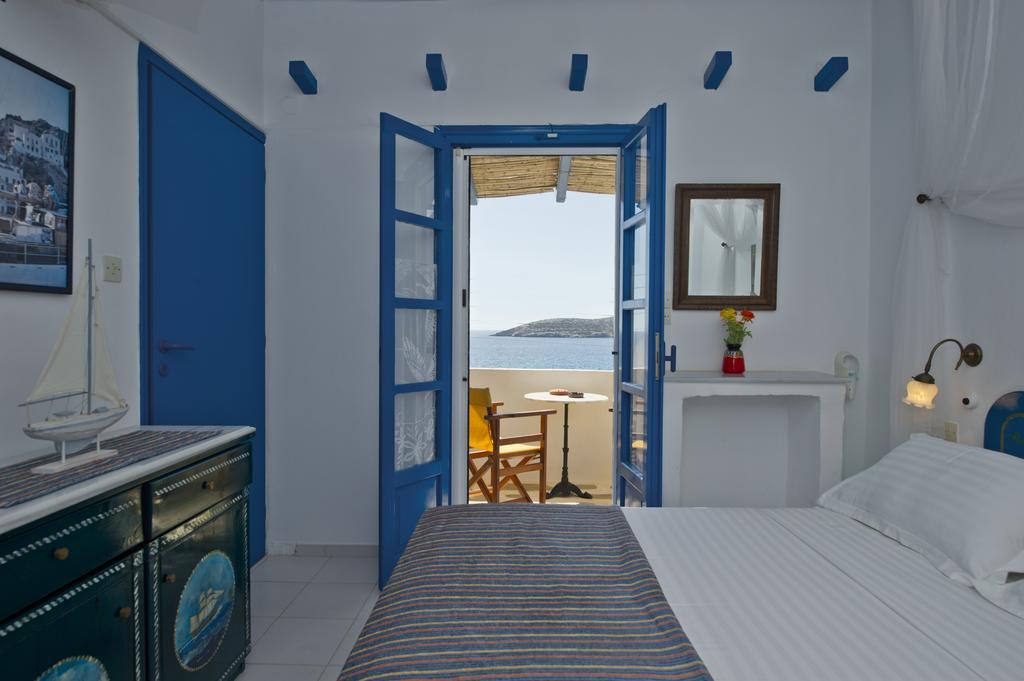Blue Dolphin Antiparos Villas And Suites Agios Georgios  Zewnętrze zdjęcie