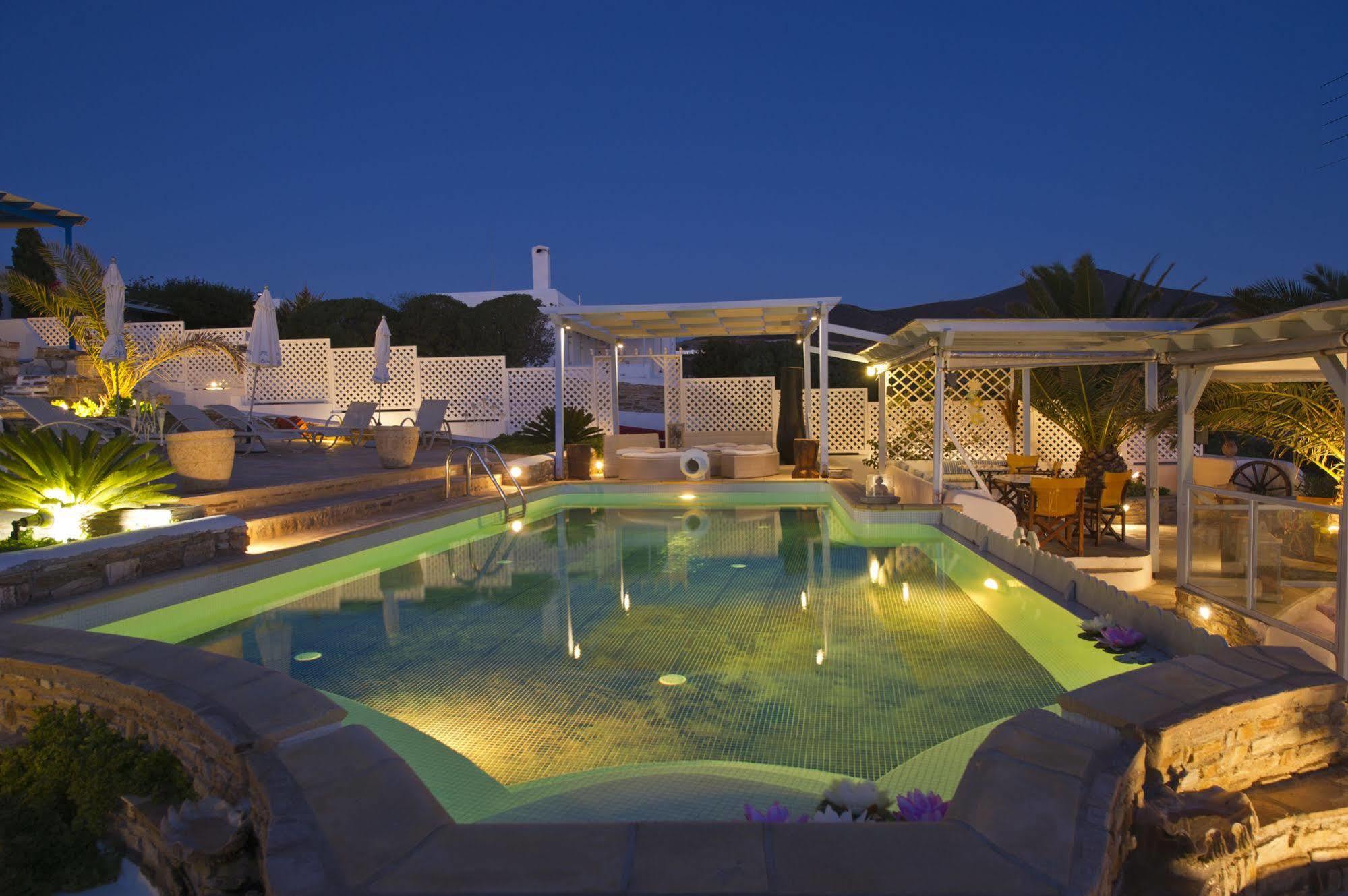 Blue Dolphin Antiparos Villas And Suites Agios Georgios  Zewnętrze zdjęcie